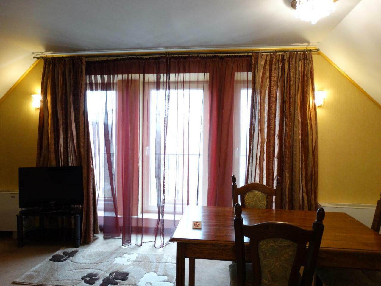 Vesta Hotel مونتانا المظهر الخارجي الصورة